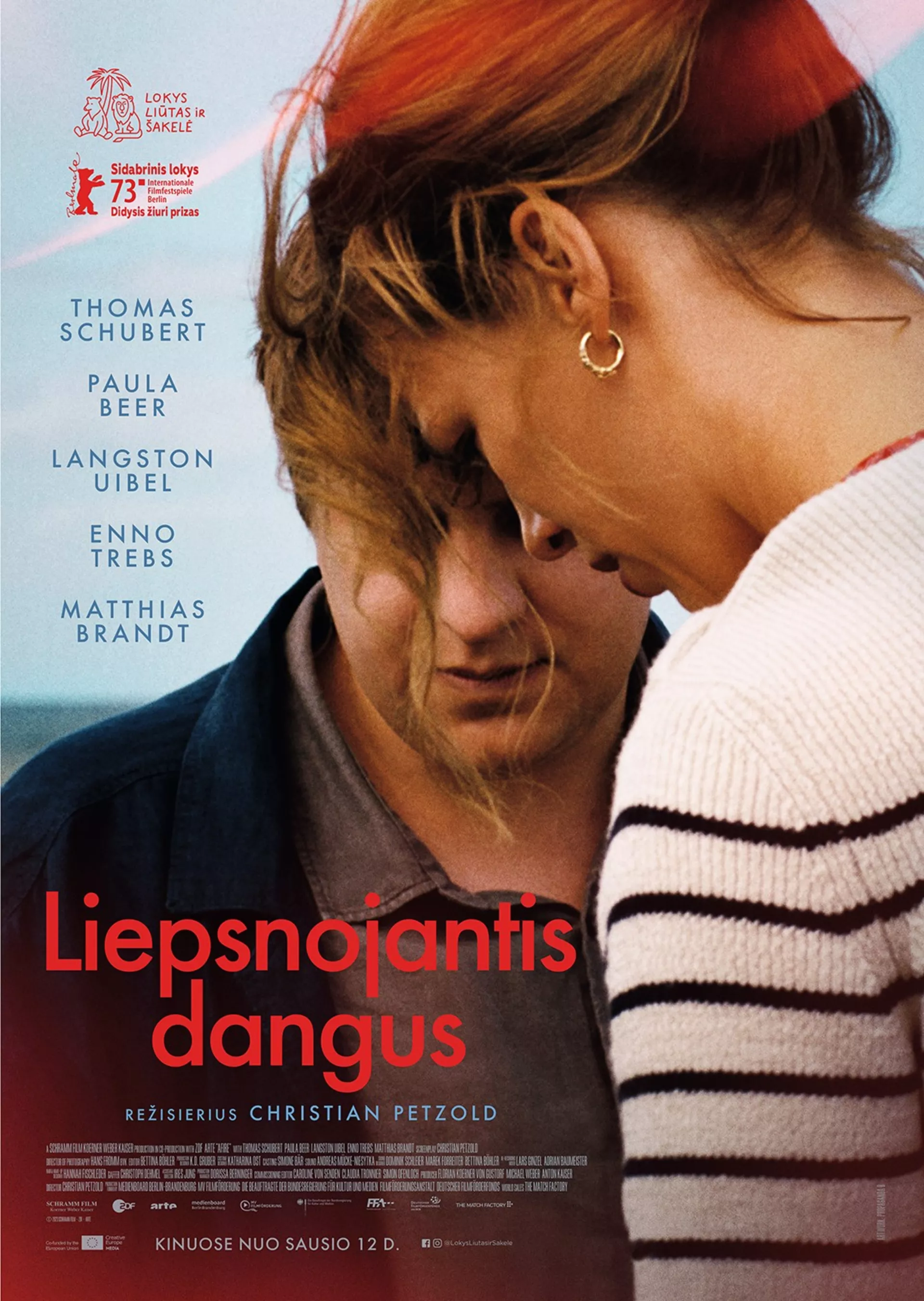 Liepsnojantis dangus