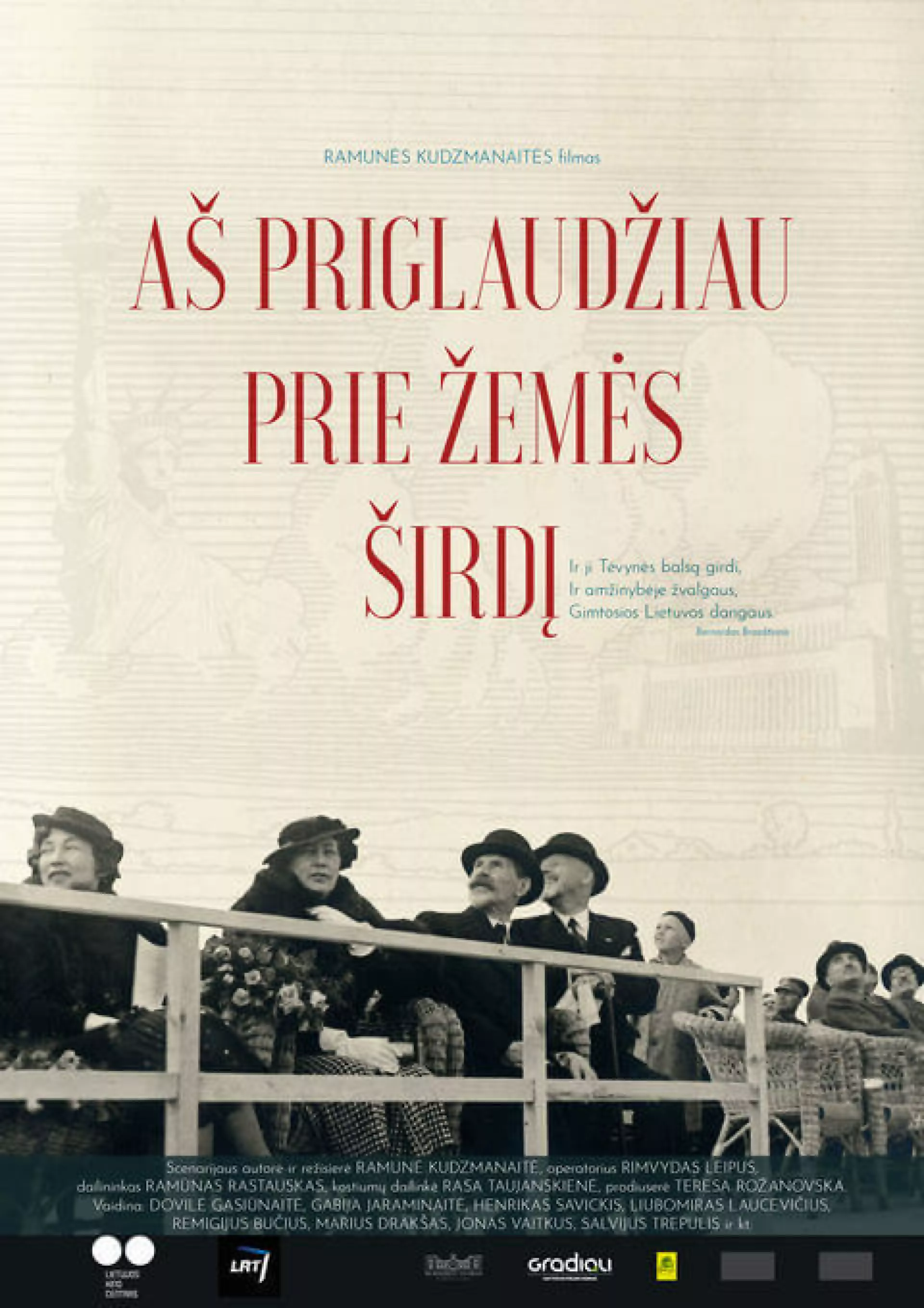 Aš priglaudžiau prie žemės širdį